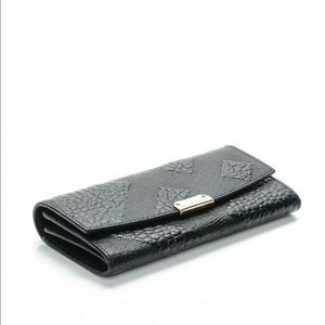 Burberry grain check Elmore black leather wallet